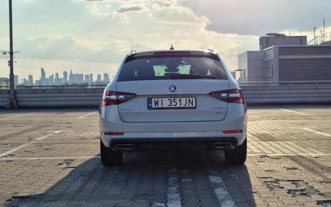 Skoda Superb cena 121900 przebieg: 66369, rok produkcji 2018 z Warszawa małe 742